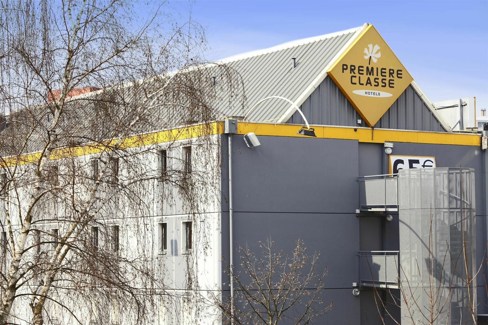 Premiere Classe Montreuil Montreuil  Ngoại thất bức ảnh The school's main building